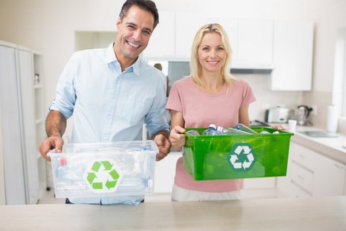 Choosing the right rubbish removal service in Lee